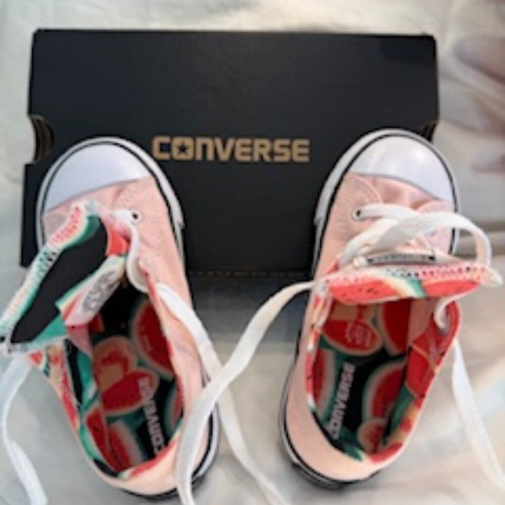 Converse Toddler Girls Sneakers - Size 10 - Light Pink w/Watermelon Lining NIB